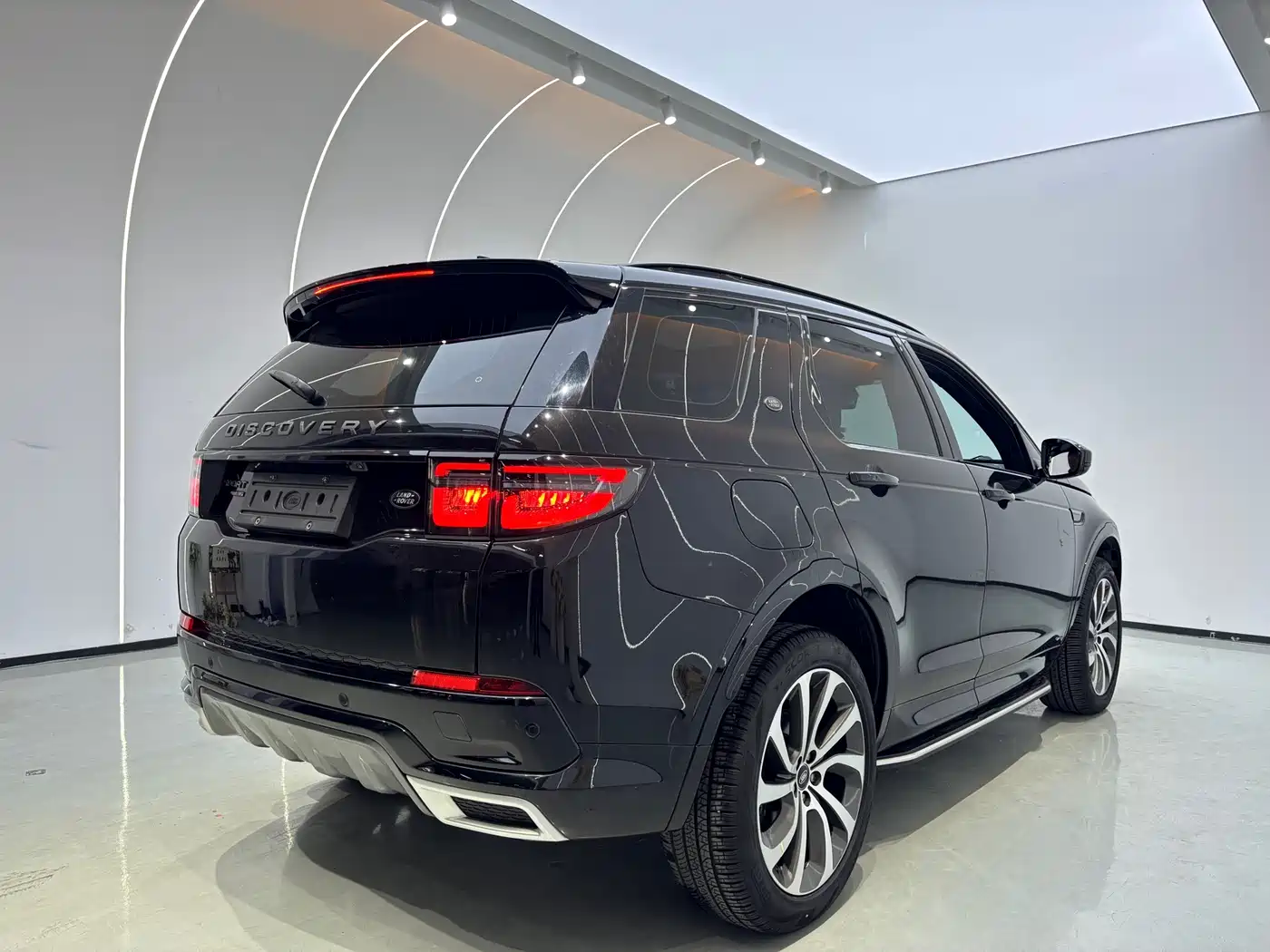 LAND ROVER DISCOVER SPORTS