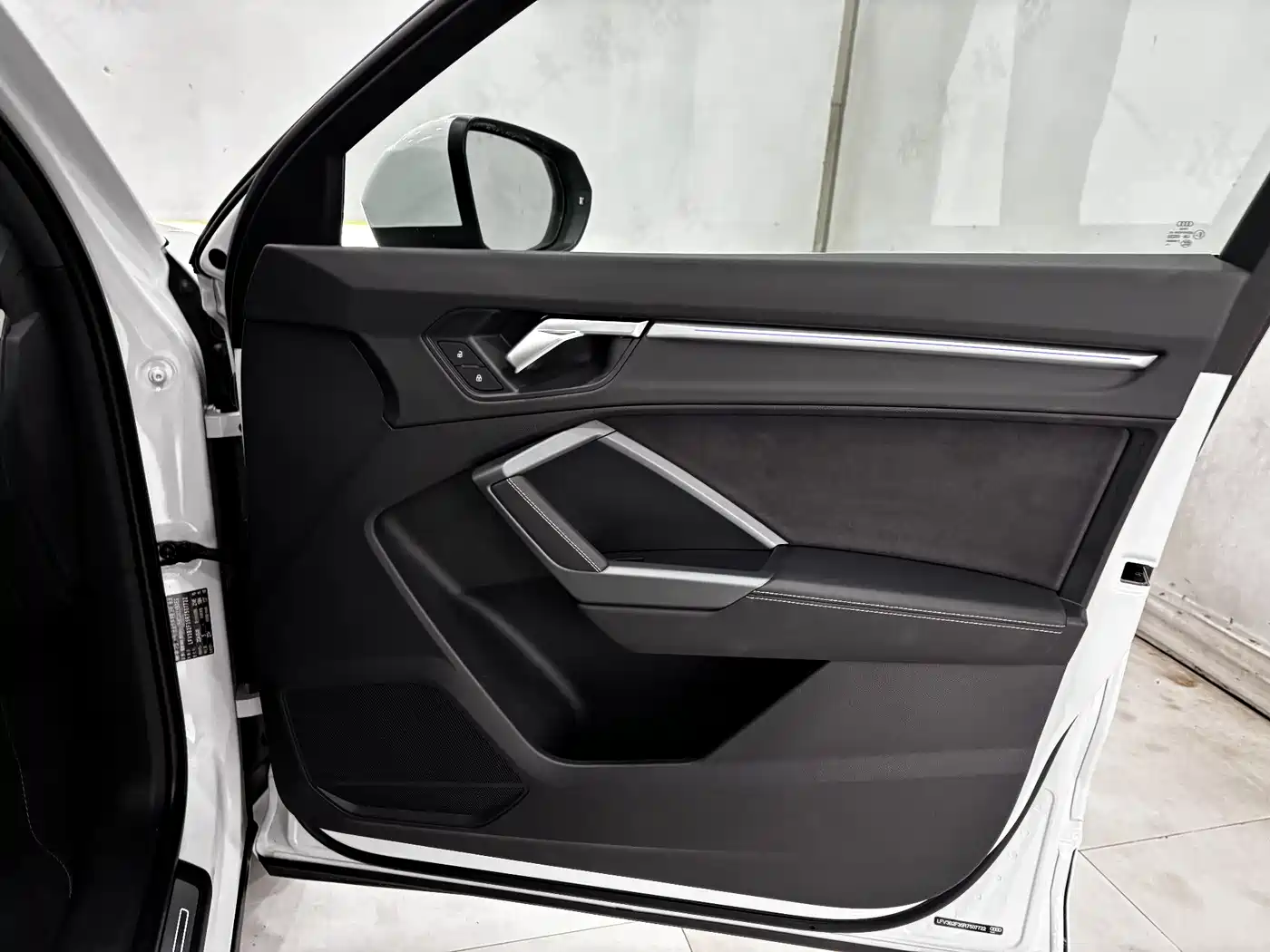 Audi Q3 2024 40 TFSI Fashion Sport фото 26