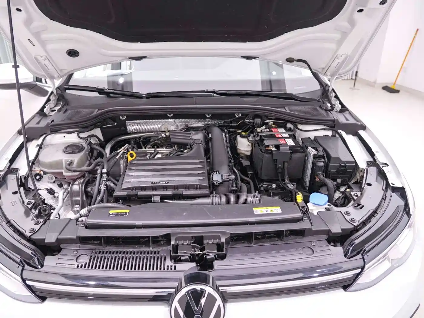 Volkswagen Golf 2023 280TSI DSG Pro фото 24