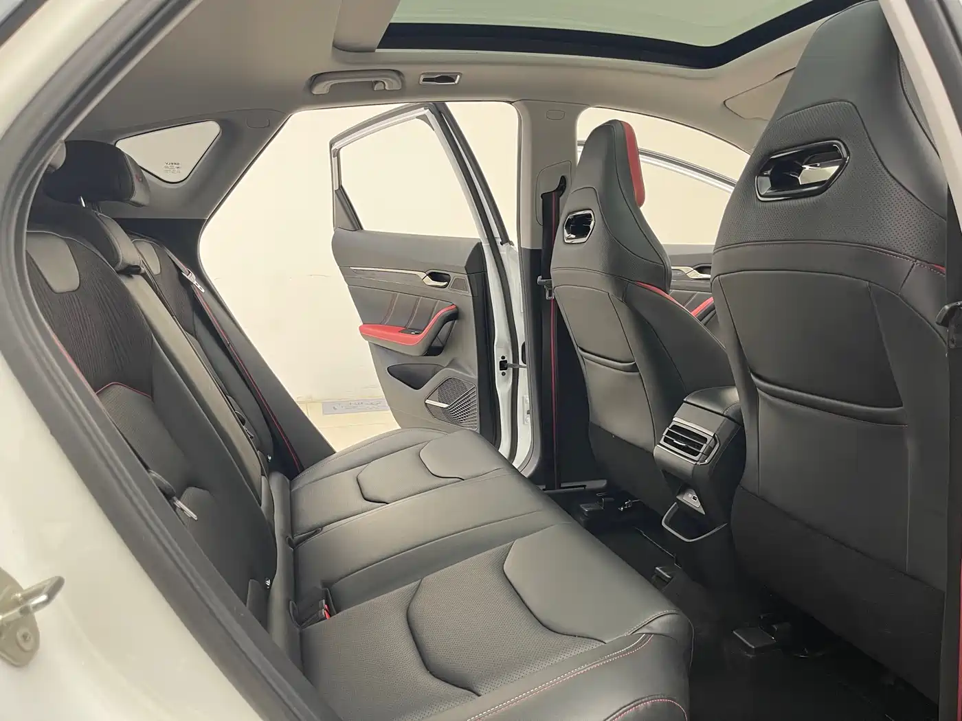 GEELY AUTOMOBILE EMGRAND S