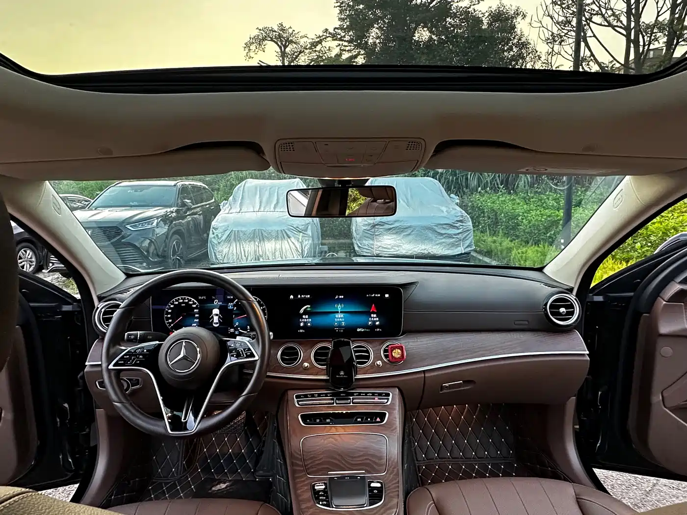 Mercedes-Benz E-Class 2023 E 300 L Fashion фото 9