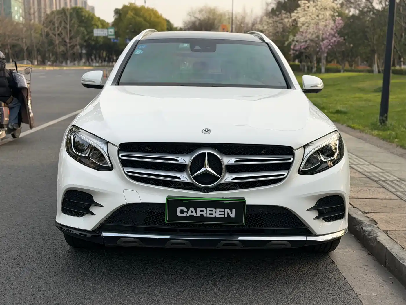Mercedes-Benz GLC 2018 Facelift GLC 260 4MATIC Luxury фото 7