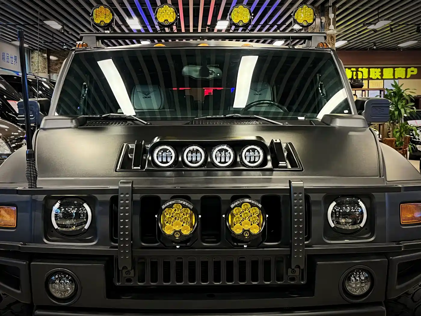 Hummer H2 2011 2008 Model 6.2 AT