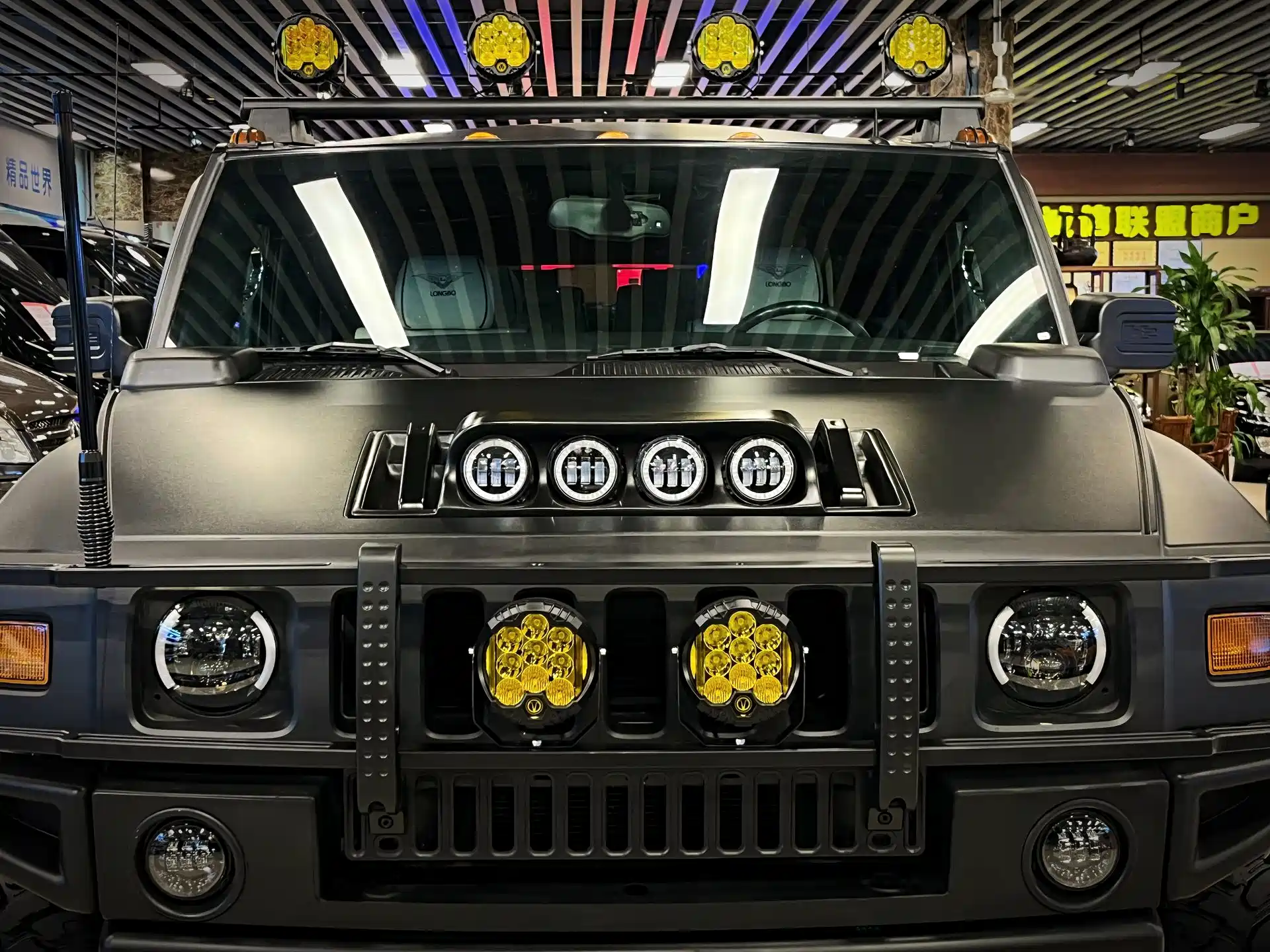 Фото 10 - Hummer H2