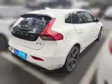 Photo 2 - Volvo V40
