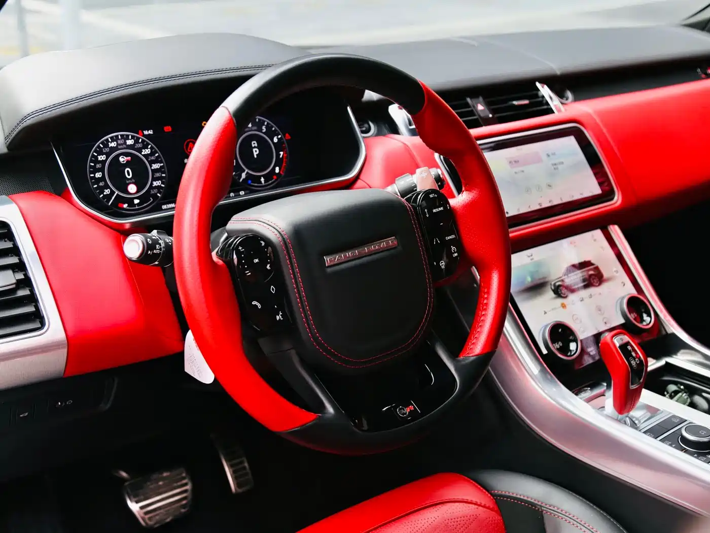 Land Rover Range Rover Sport 2021 5.0 SC V8 SVR фото 14