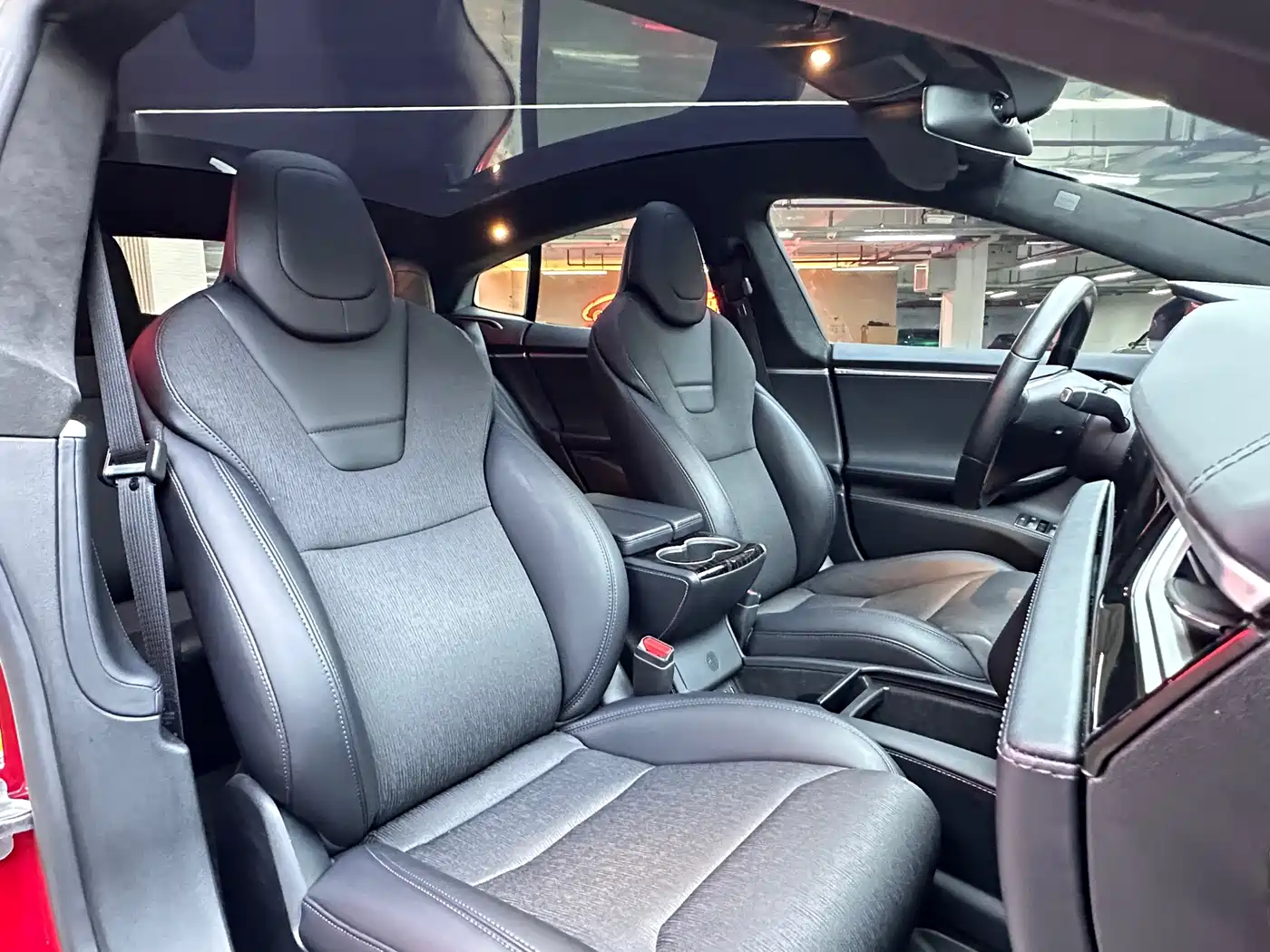 TESLA MODEL S