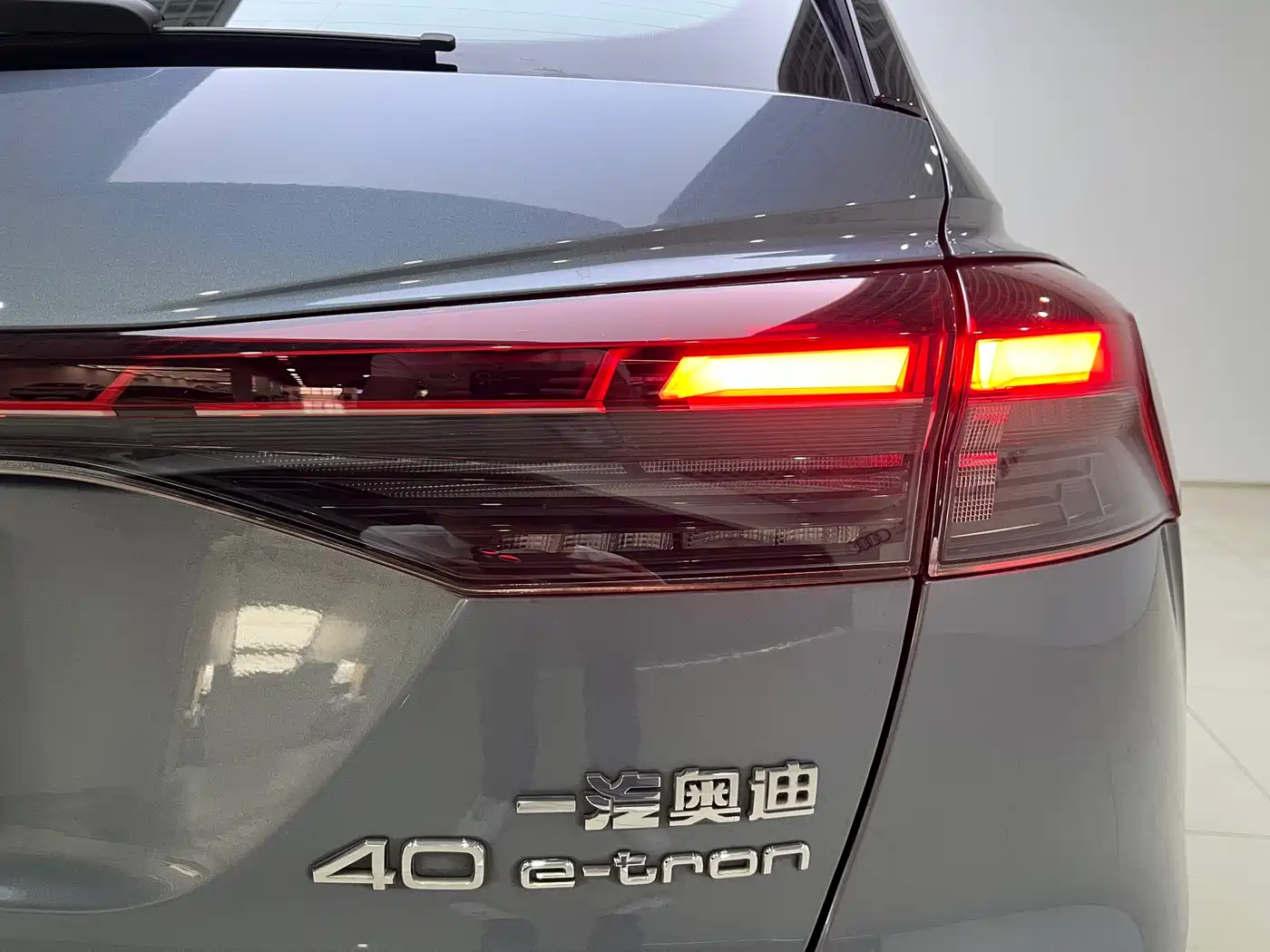 Audi Q4 e-tron 2024 40 e-tron Creation Edition фото 16