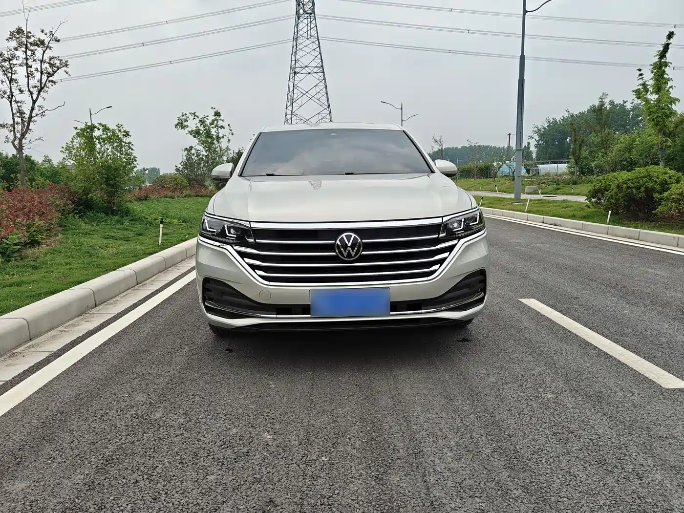 Volkswagen Viloran 2023 380TSI Prestige Edition фото 2