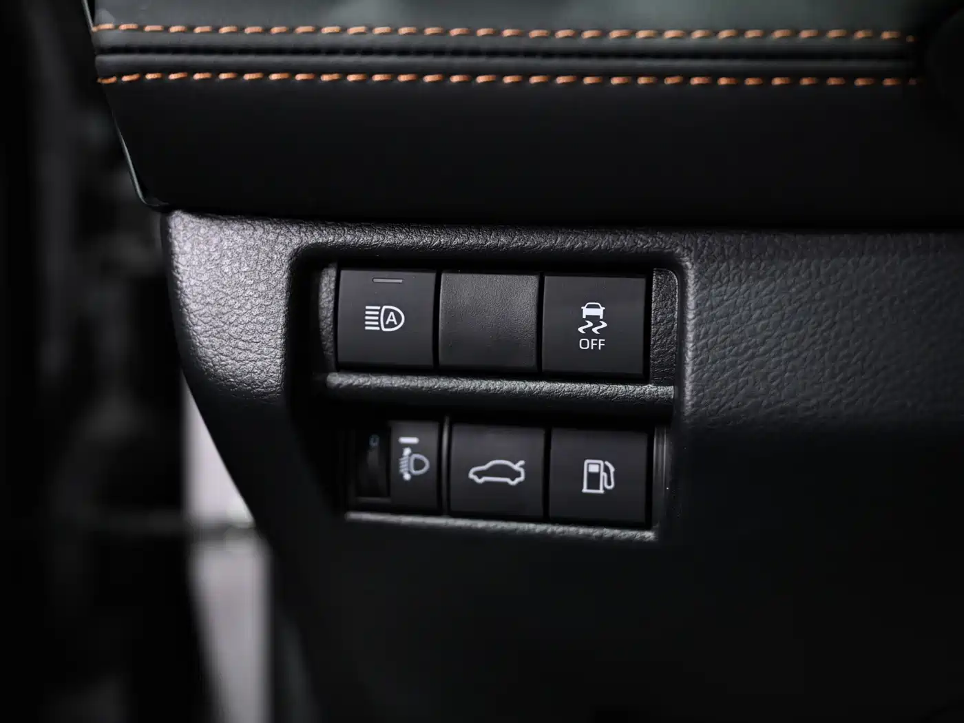 Toyota Avalon 2024 Hybrid 2.0L Luxury Edition фото 10