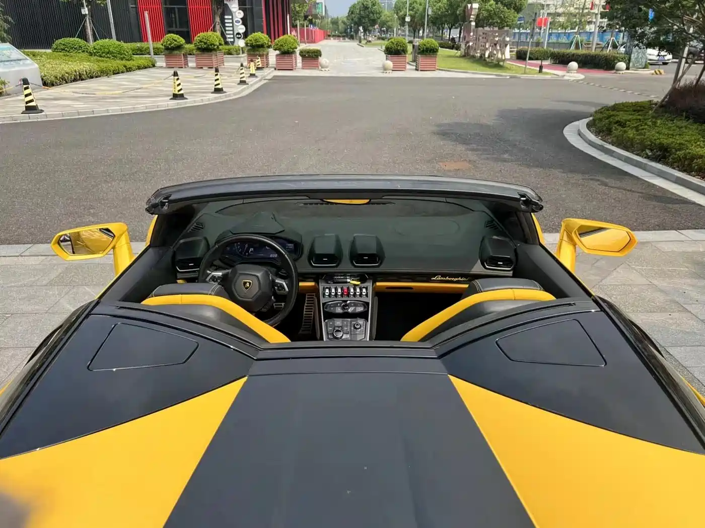 Lamborghini Huracán 2017 Huracán RWD Spyder фото 5