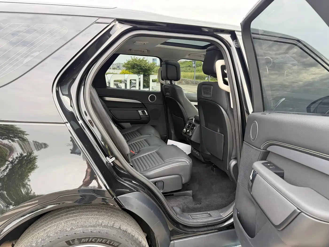 Land Rover Discovery 2021 360PS R-Dynamic SE фото 29