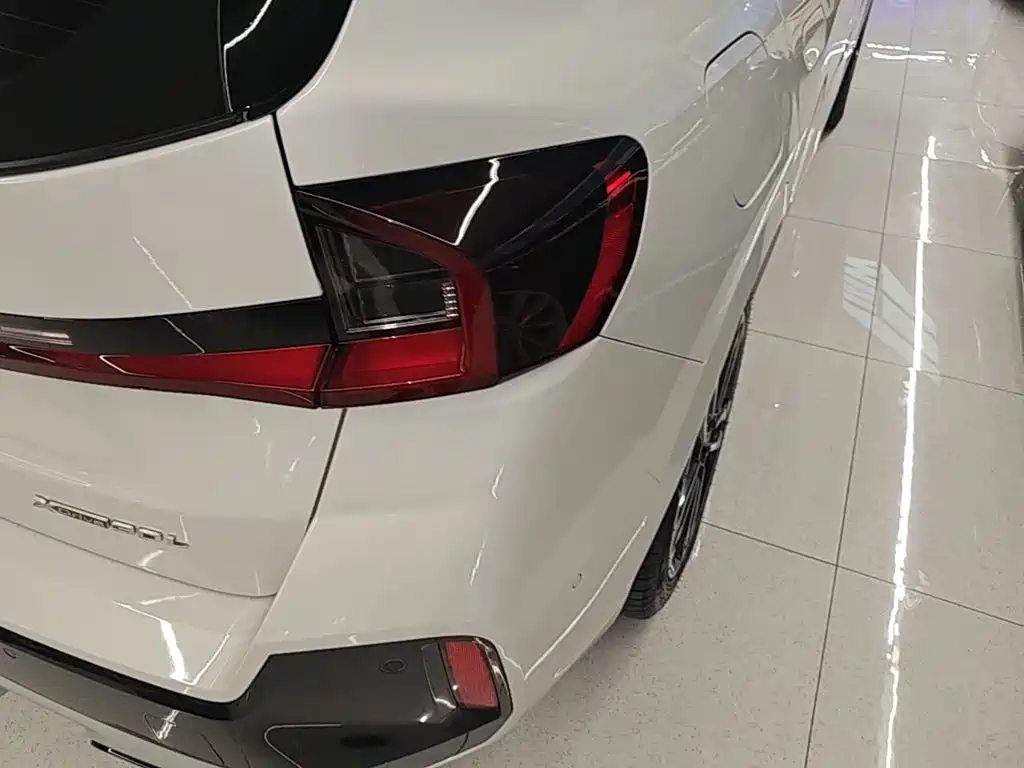 BMW iX1 2024 2023 xDrive30L M Sport Package