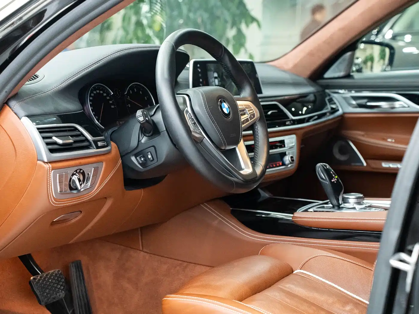 BMW 7 Series 2018 750Li xDrive M Sport Package фото 26
