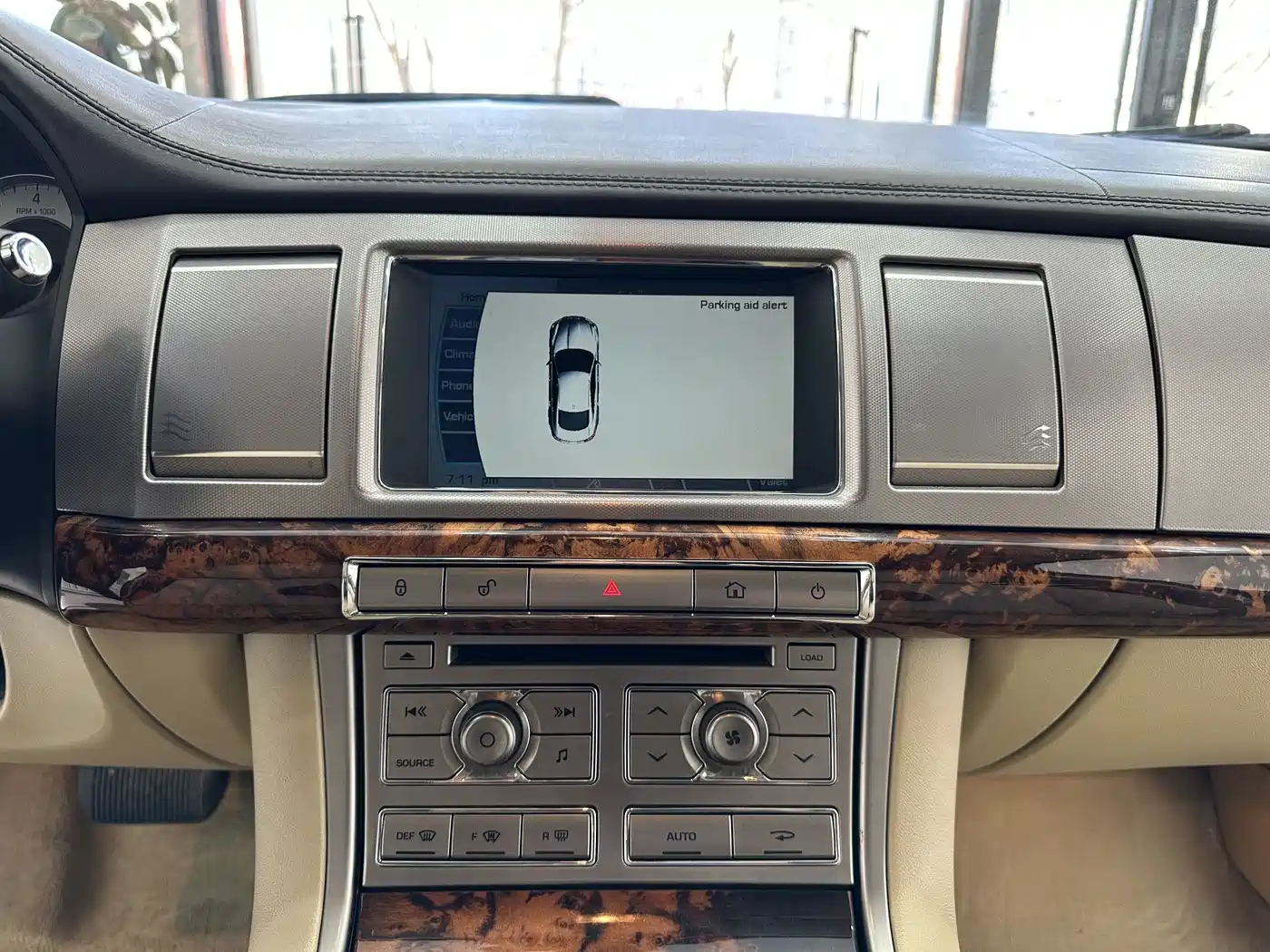 Jaguar XF 2009 2009 Model XF 3.0L V6 Luxury Edition