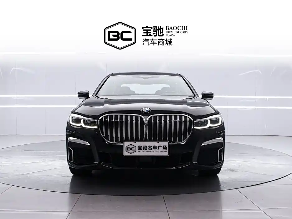 BMW 7 Series 2022 740Li xDrive Executive M Sport Package фото 2