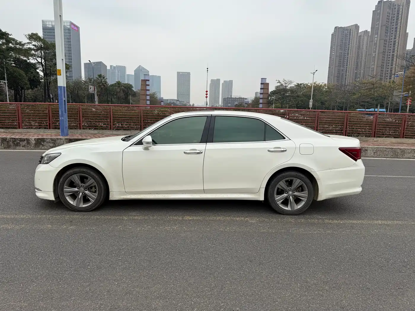 Toyota Crown 2015 2.0T Fashion фото 18