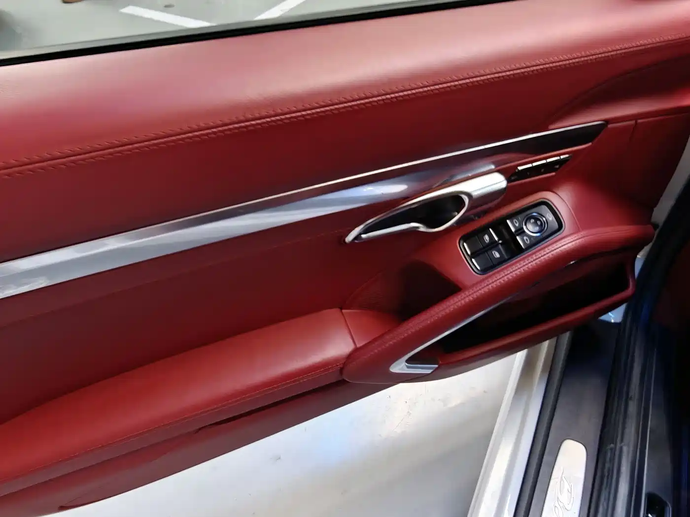 Porsche Boxster 2015 Boxster Style Edition 2.7L фото 4