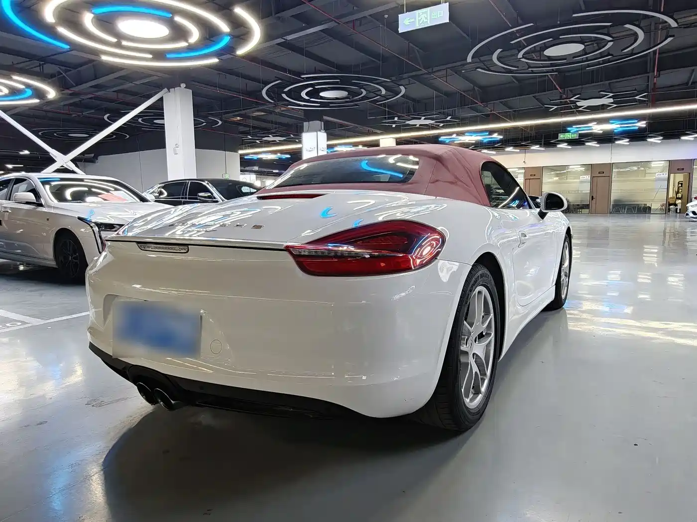 Porsche Boxster 2015 Boxster Style Edition 2.7L фото 12