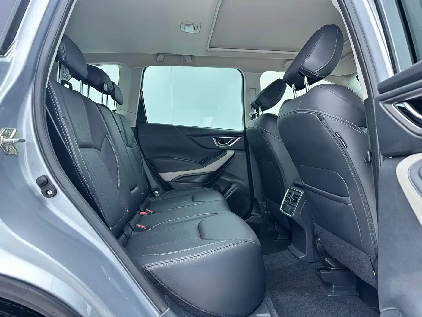 Subaru Forester 2022 2.0i AWD Luxury Edition with EyeSight фото 12