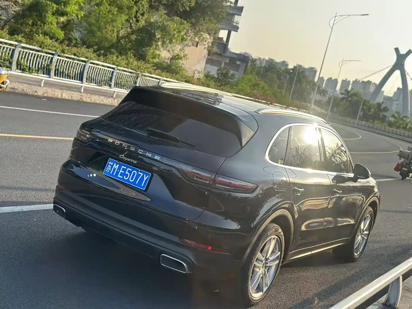 Porsche Cayenne 2018 Cayenne 3.0T фото 3