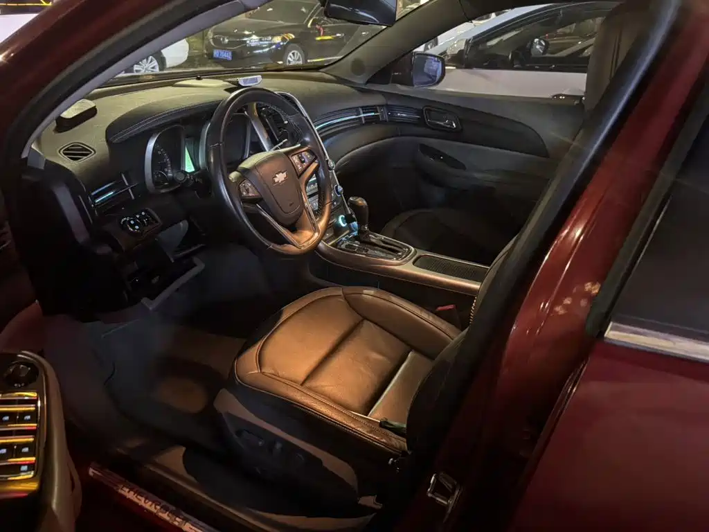 Chevrolet Malibu 2012 2012 2.0L Automatic Luxury Edition