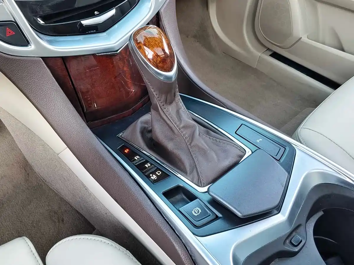 Cadillac SRX 2014 3.0L Elite Model фото 9