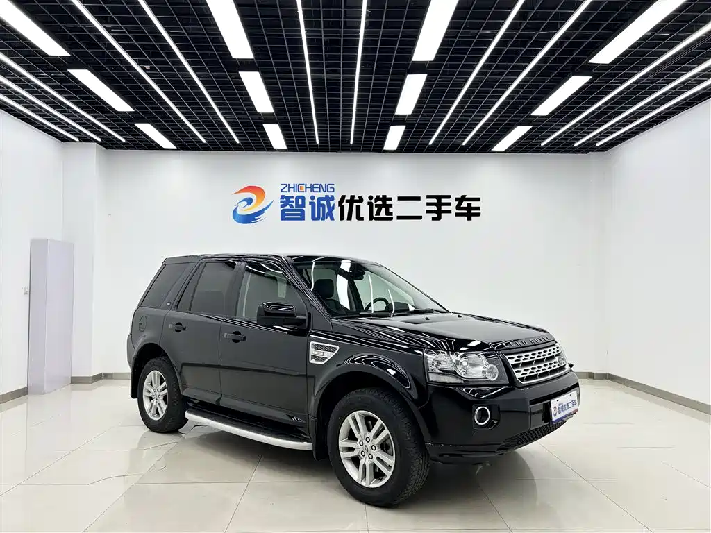 Land Rover Freelander 2 2013 2.0T Si4 SE Petrol Version фото 3