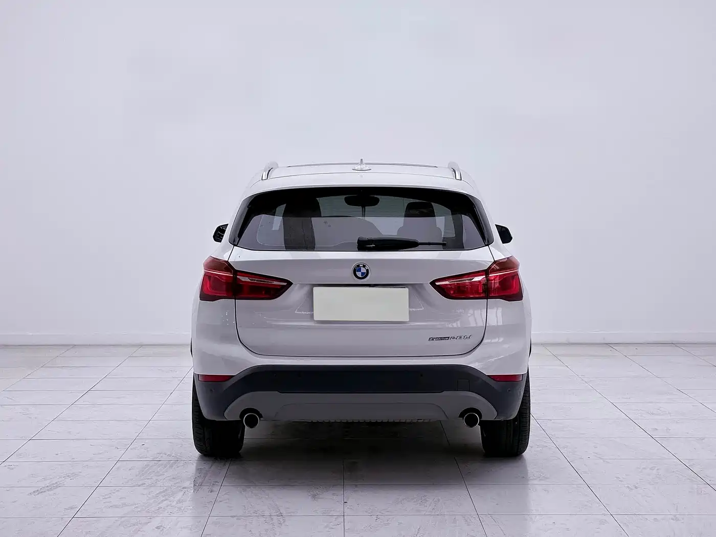 BMW X1 2019 sDrive20Li Leading Model фото 4