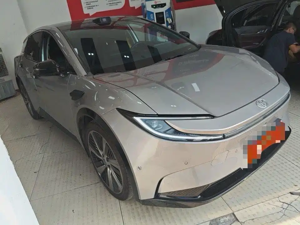 Toyota bZ5 2025 2025 550 PRO Smart Edition