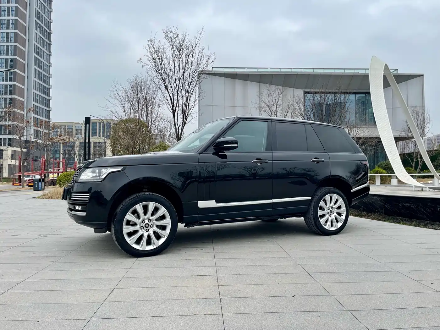 Land Rover Range Rover 2013 5.0 SC V8 Vogue SE фото 33