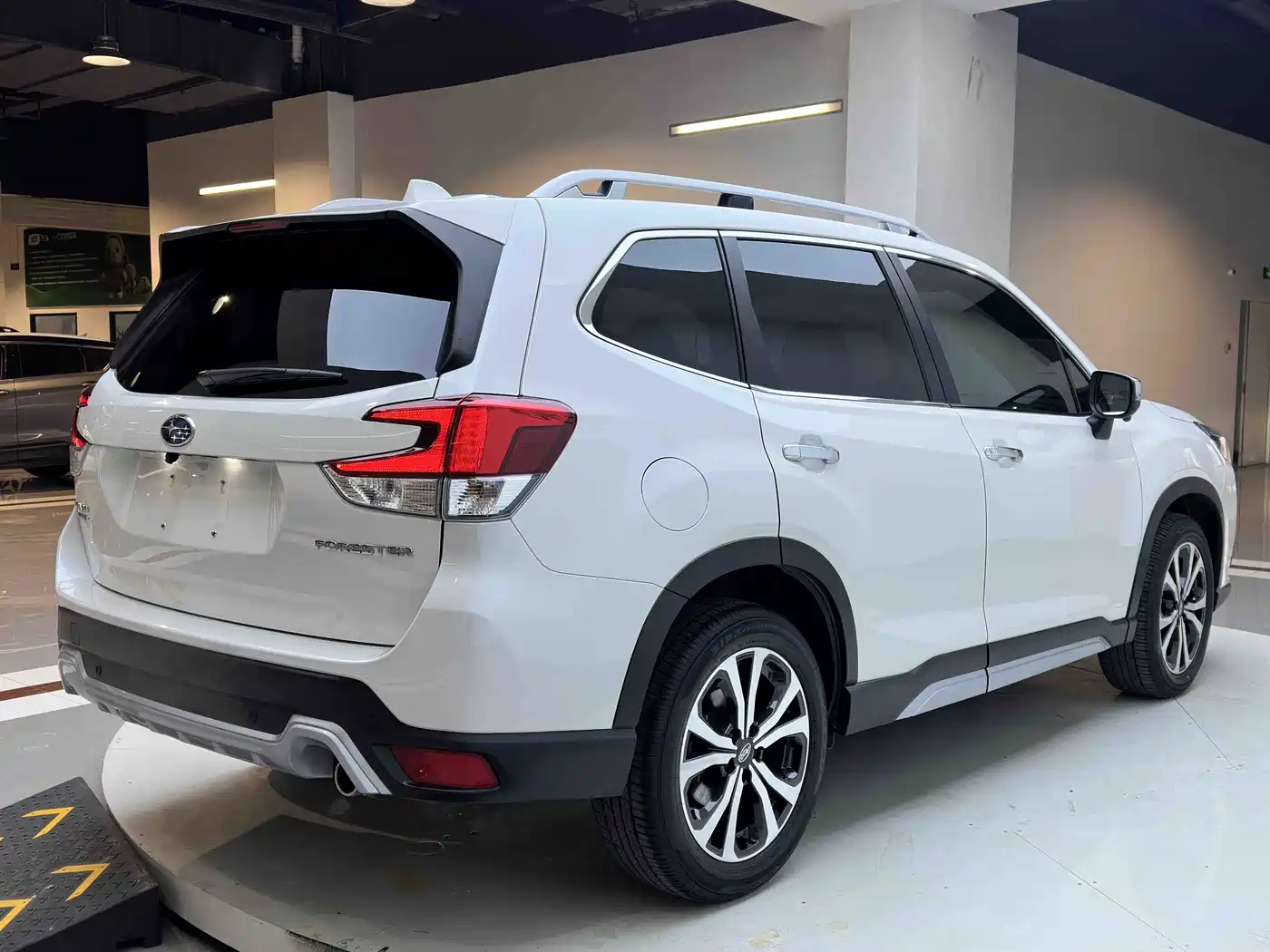 SUBARU FORESTER