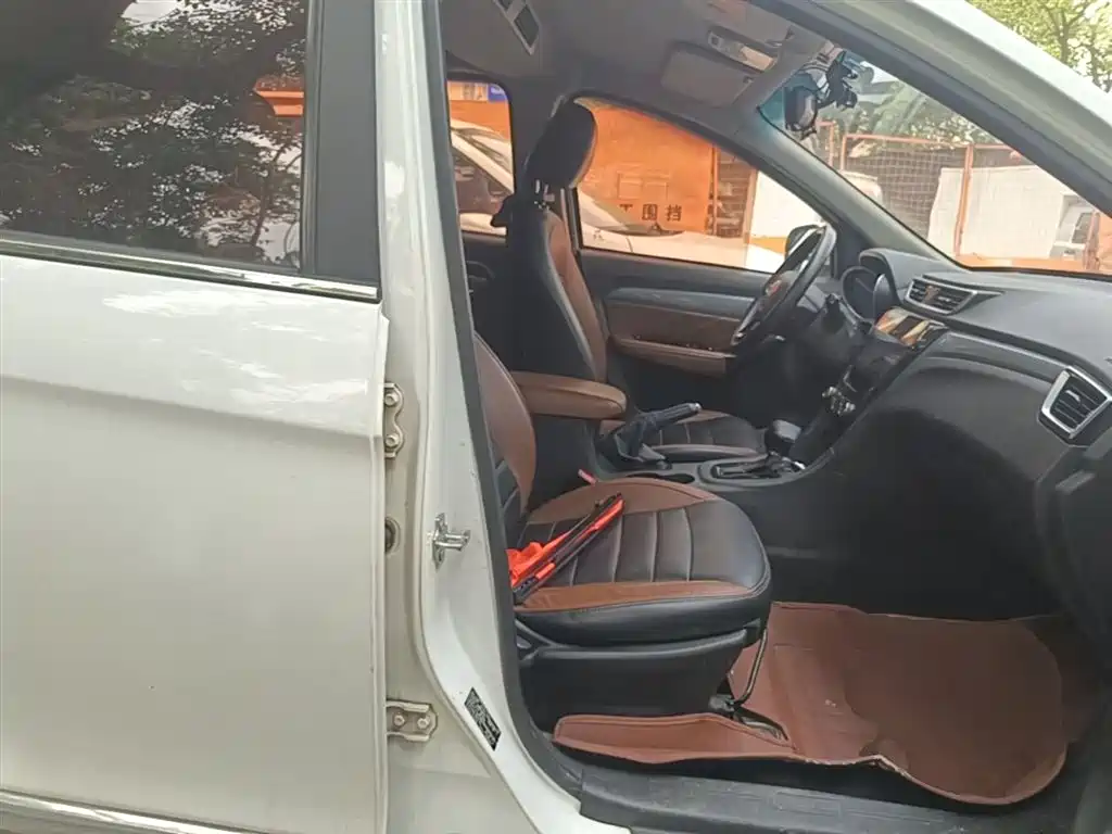 Karry K60 2017 2017 1.5L Automatic Flagship Model