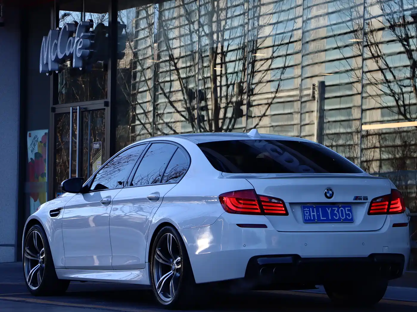 BMW M5 2012 M5 фото 14