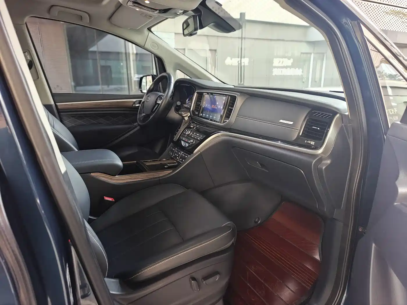 GAC Trumpchi Trumpchi M8 2019 320T Ultimate Edition фото 9