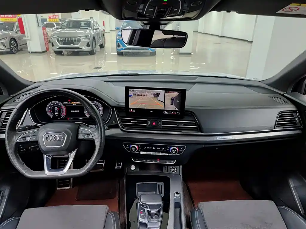 AUDI Q5L SPORTBACK