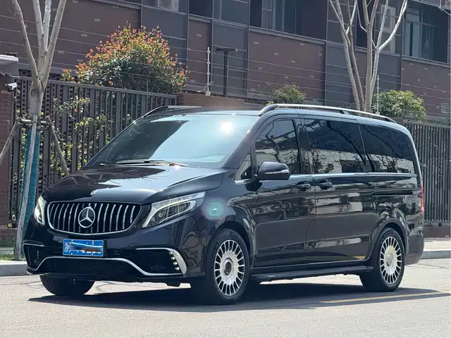 MERCEDES-BENZ V CLASS