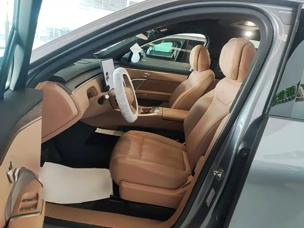 Ledao L90 2025 2025 AWD Base Model