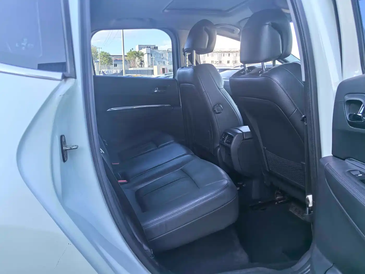 Peugeot 3008 2013 2.0L Automatic Trend Edition фото 14
