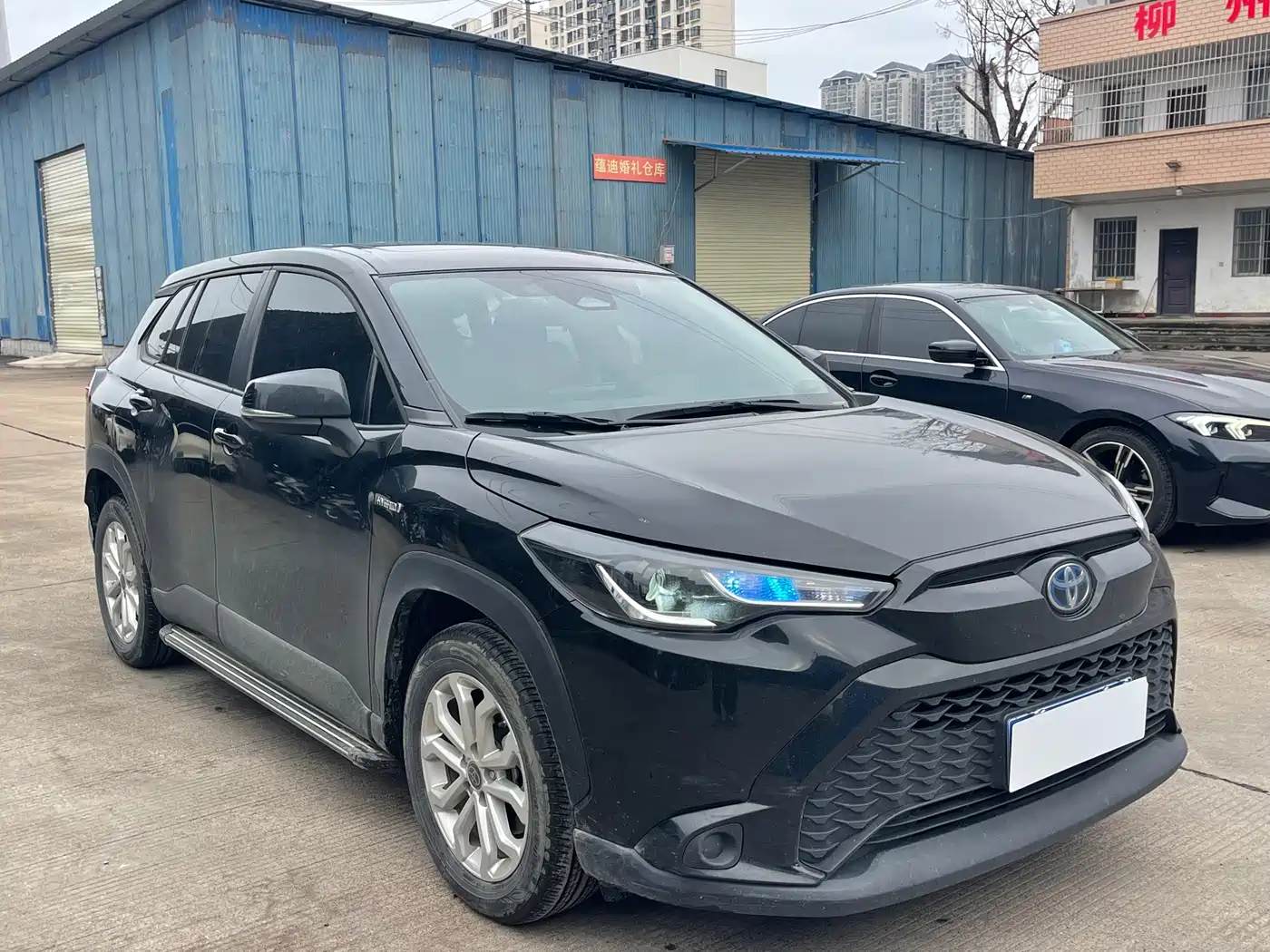 Toyota Frontlander 2023 2.0L Smart Hybrid Dual Engine Leading Edition фото 3