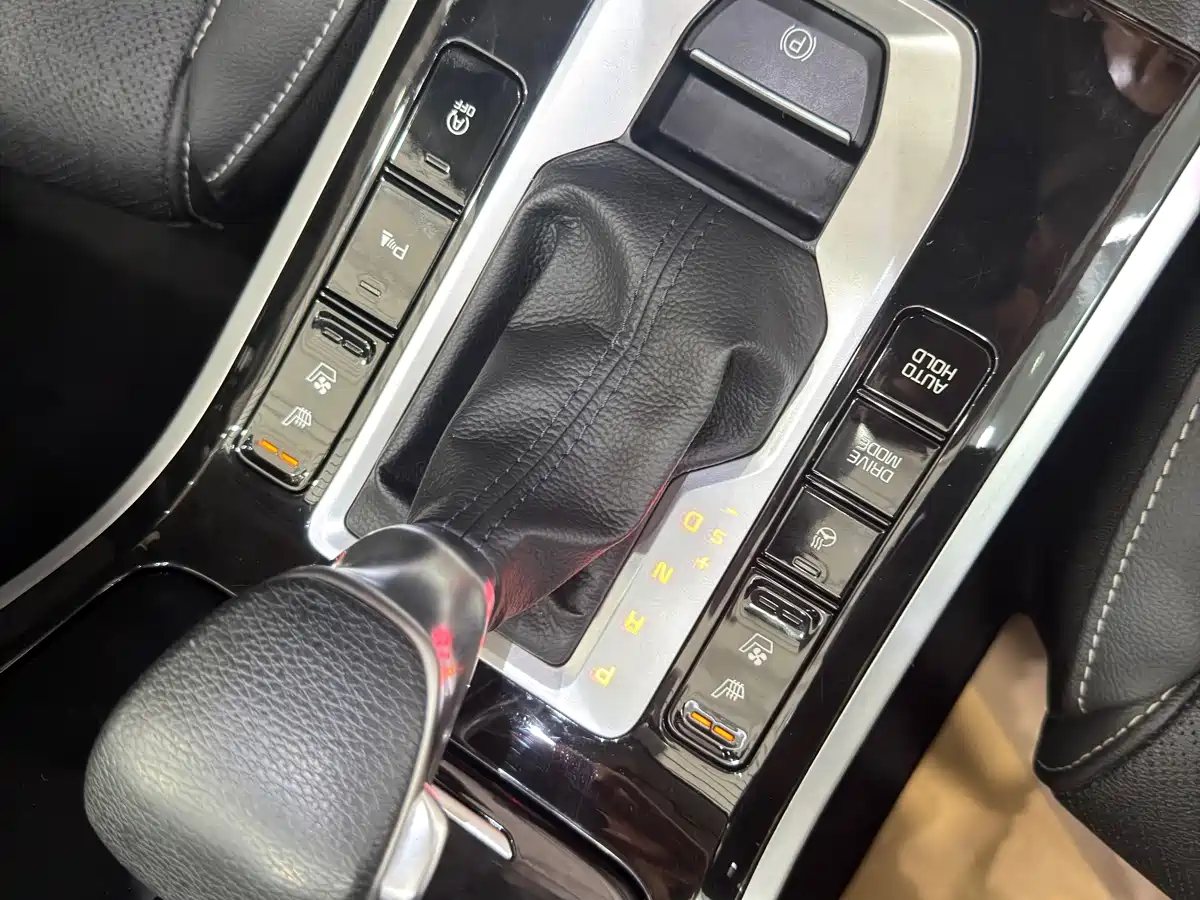 Kia K3 2021 1.5L CVT Fashion Edition фото 7