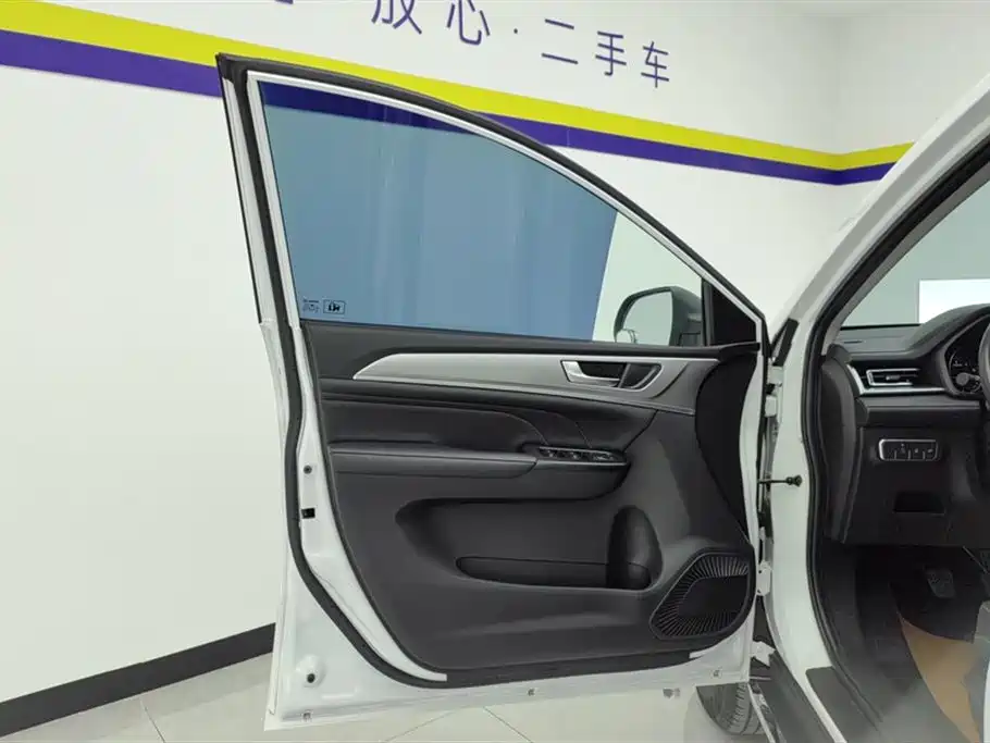 Haval M6 2021 PLUS 1.5T Manual Elite Smart Connect фото 7