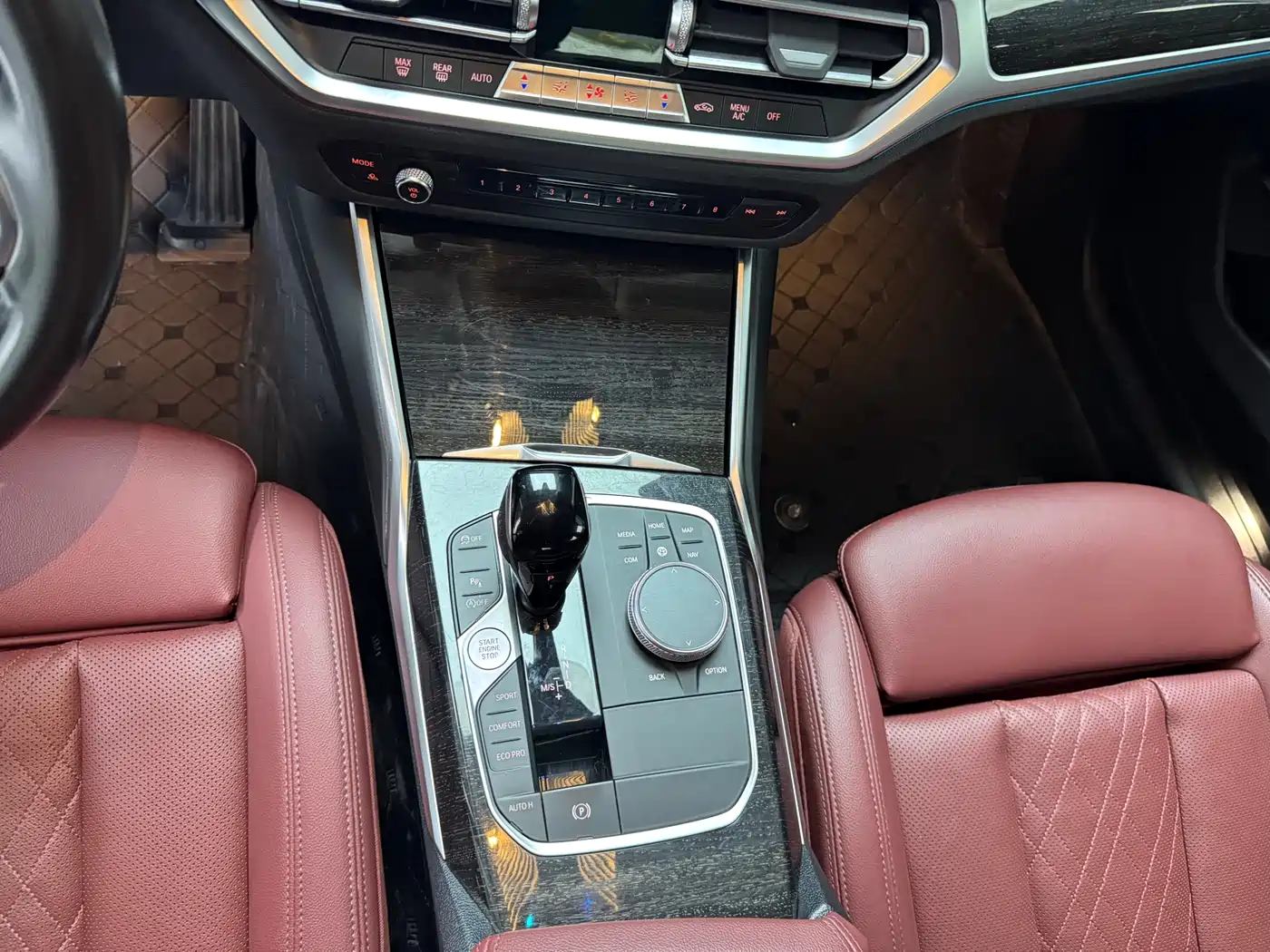 BMW 3 Series 2021 325Li M Sport Package фото 9
