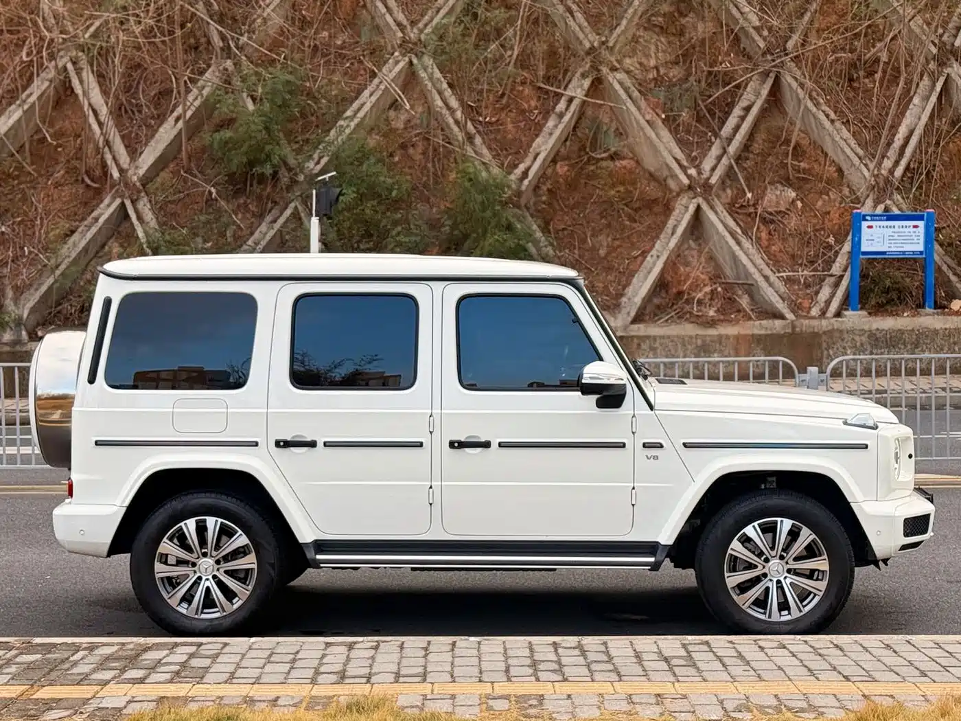 Mercedes-Benz G-Class 2024 G 500 фото 4