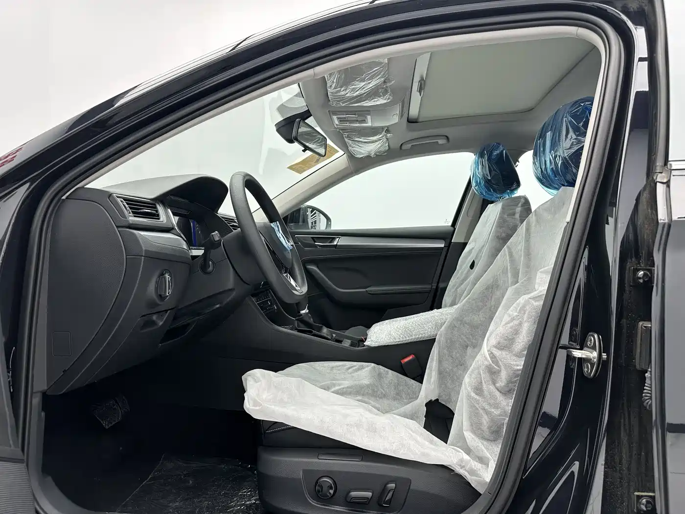 Škoda Superb 2024 TSI280 DSG Premium Edition фото 6