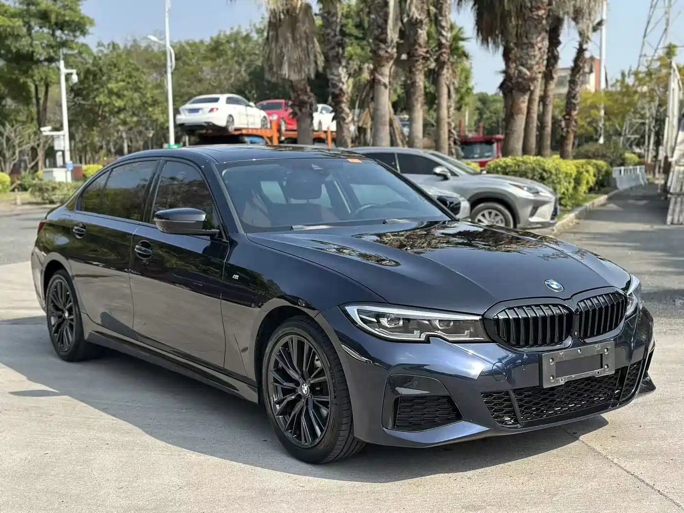 BMW 3 SERIES