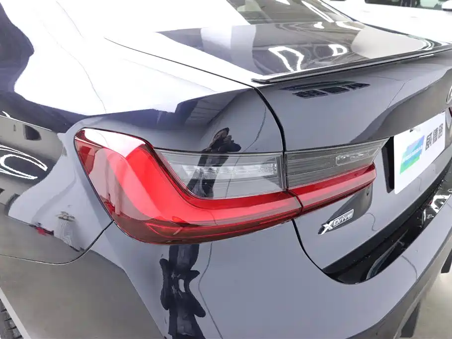 BMW 3 Series 2024 325Li M Sport Shadowline Package фото 35