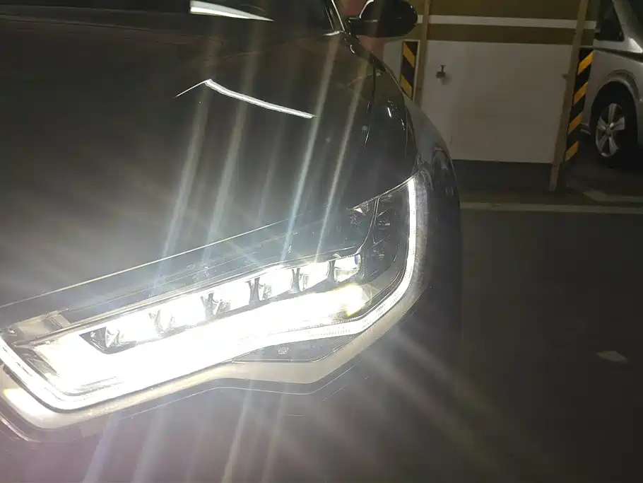 Audi A6L 2014 50 TFSI quattro Luxury фото 5