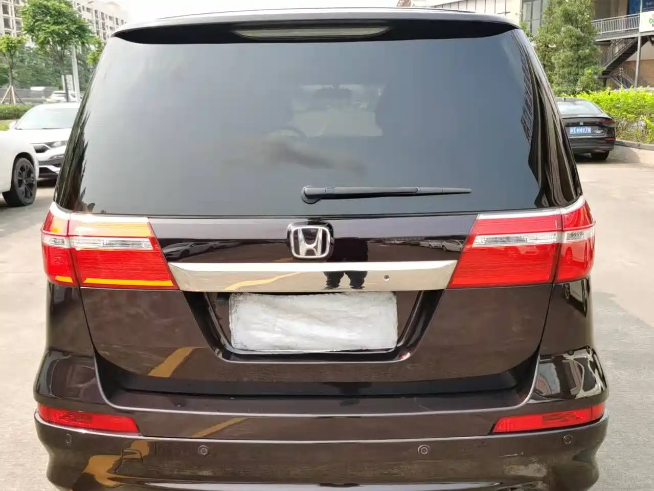 Honda Elysion 2016 2015 2.4L VTi-S Premium