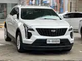 Photo 3 - Cadillac XT4